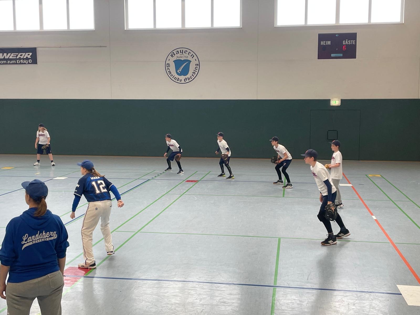 Erfolgreiche Teilnahme der Gauting Indians an der Bayerischen Indoor Baseball Meisterschaft